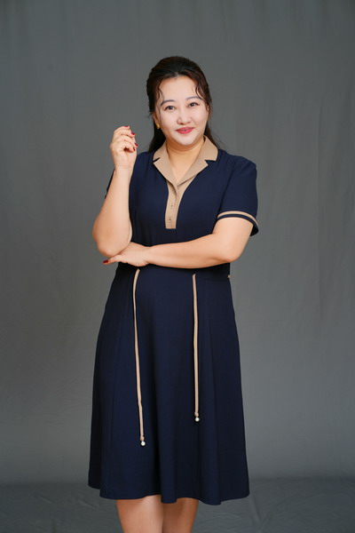 彭陈莲  政治.jpg