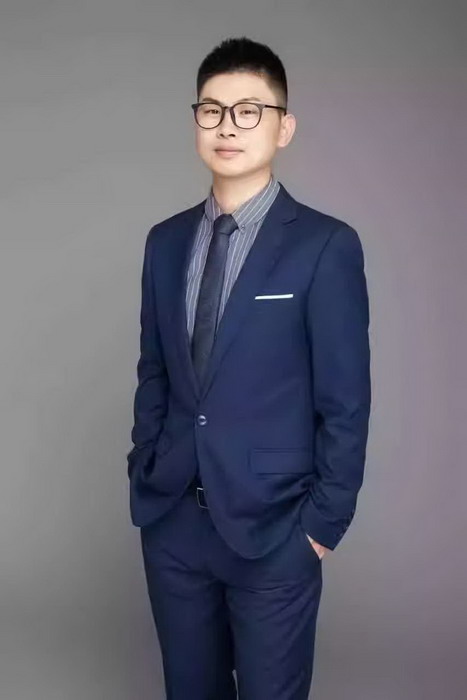 来章润.jpg